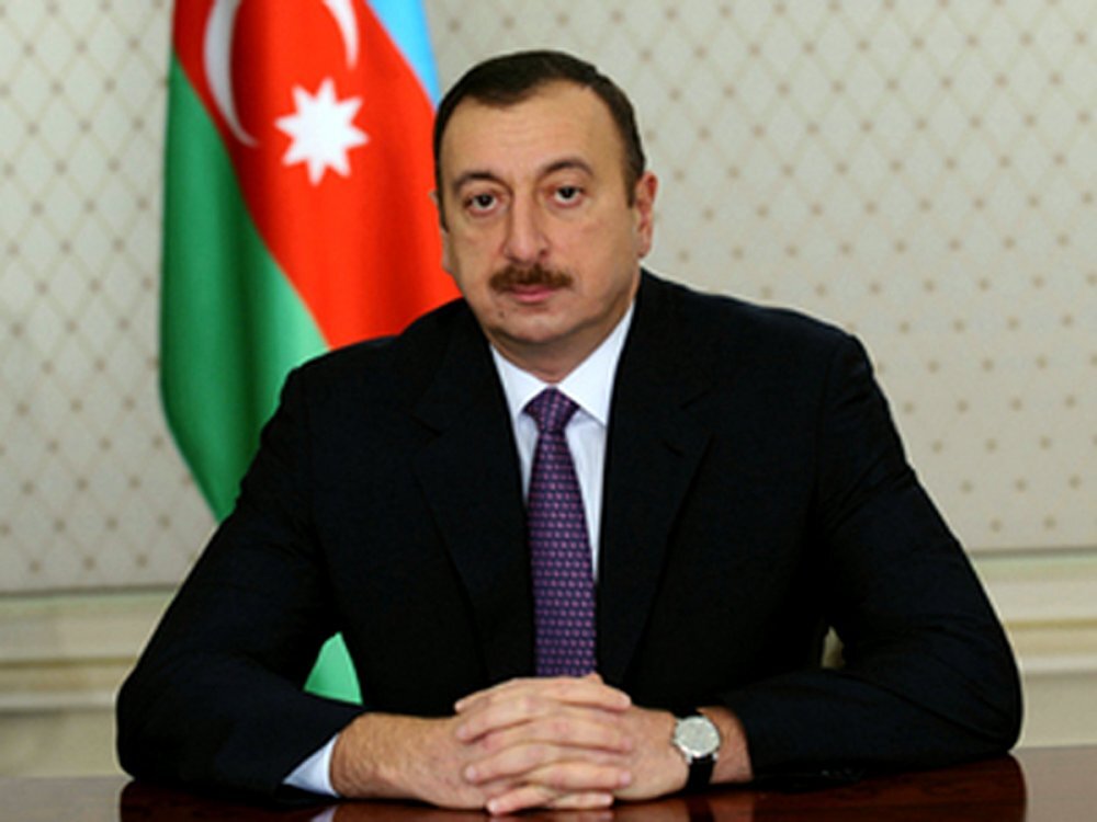Azerbaycan Prezidenti: Daxili islerimize kenar quvvelerin qarismasina hec vaxt imkan vermemisik ve imkan vermeyeceyik